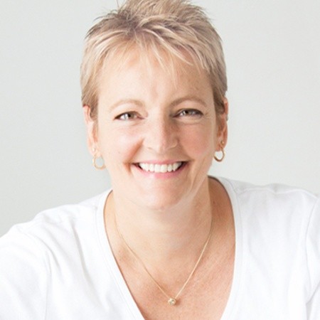 Melody Ponzi headshot